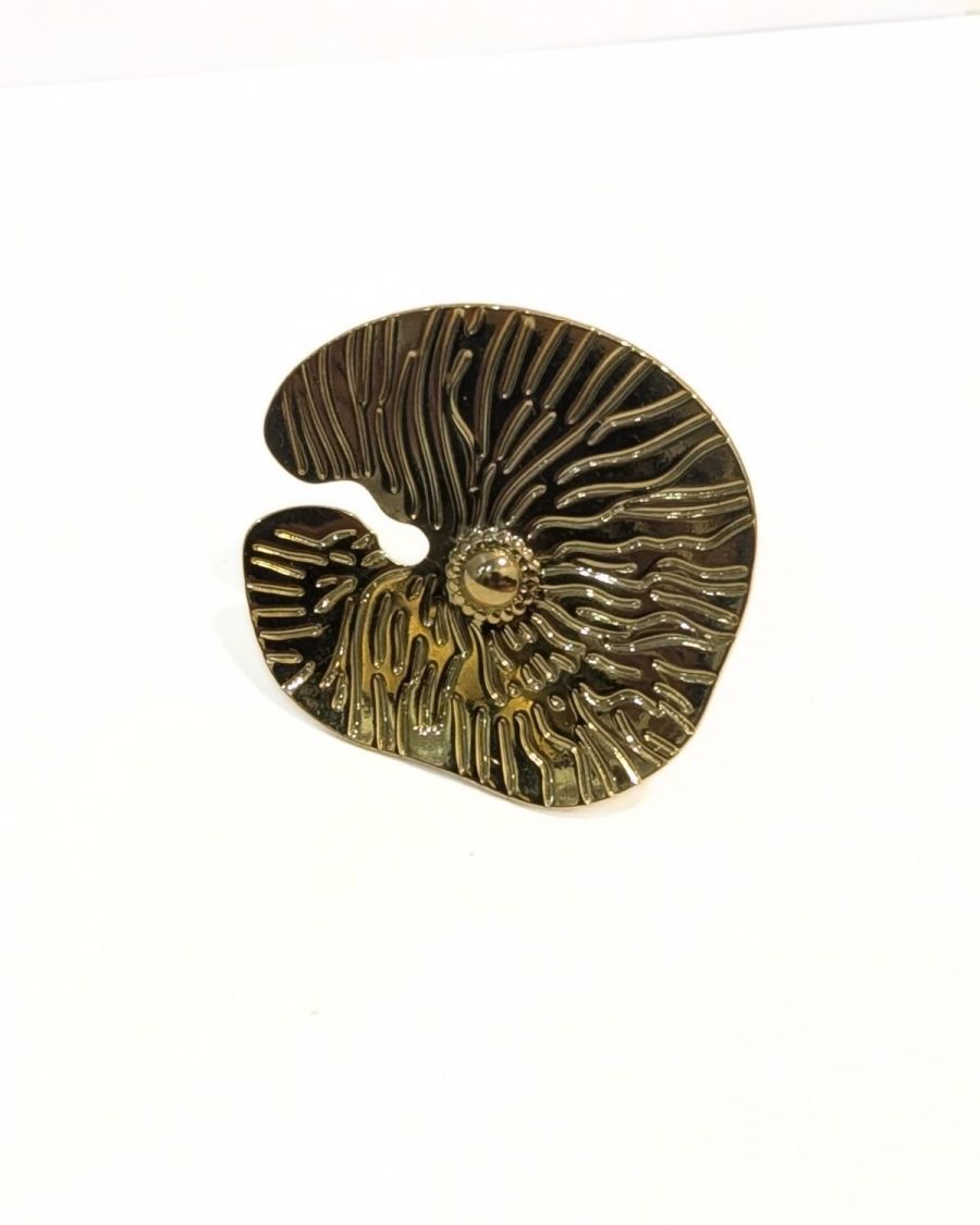 Bague femme acier doré nénuphar