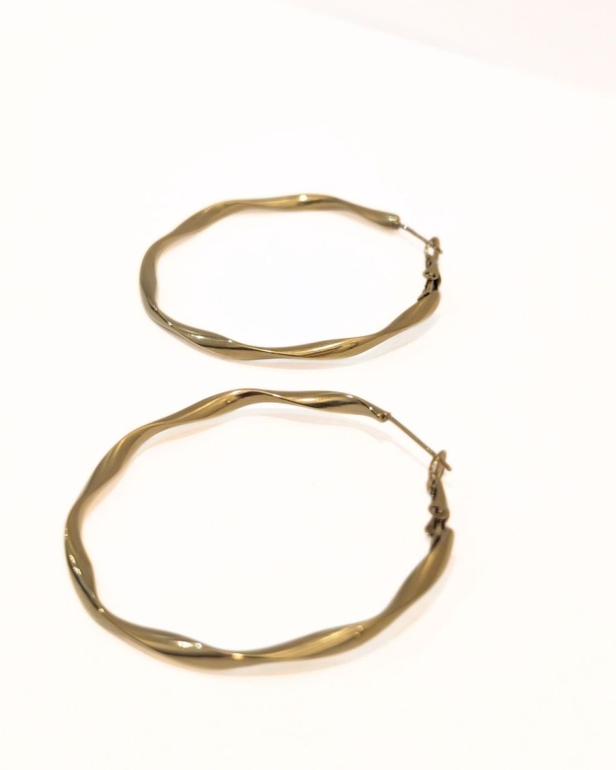 Boucles d'oreilles femme anneaux torsadés acier doré