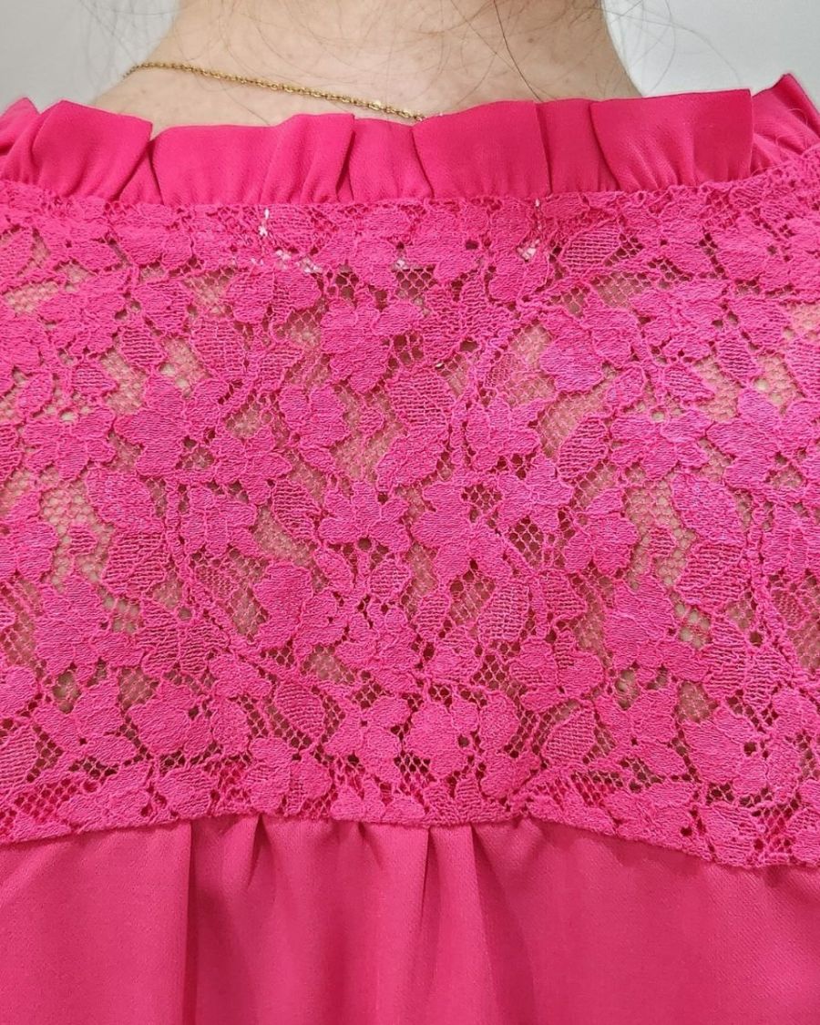 Chemisier femme manches courtes dentelle rose fuchsia Sérana