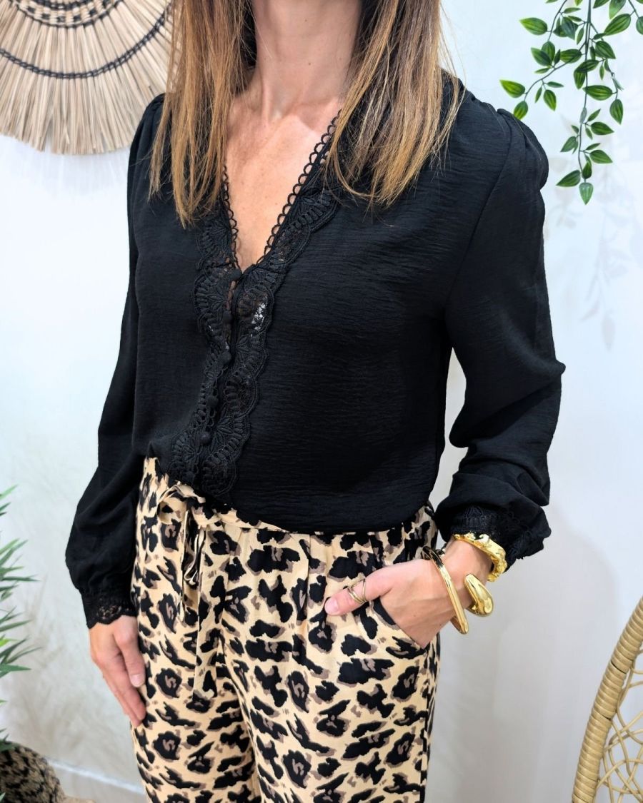 Chemisier femme noir broderies Annick