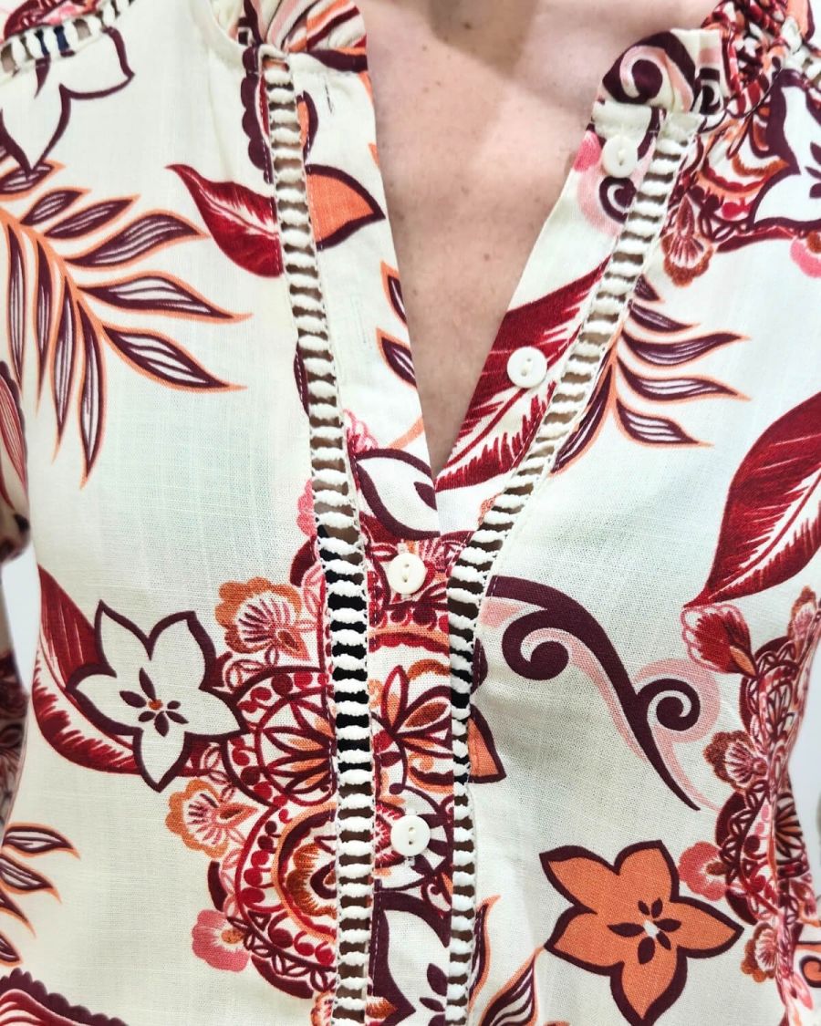 Chemisier femme écru fleurs rouges orangées Faustina