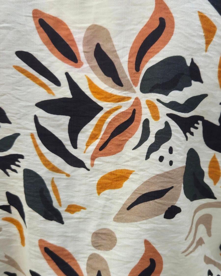 Chemisier femme écru fleurs oranges vertes et noires Saga