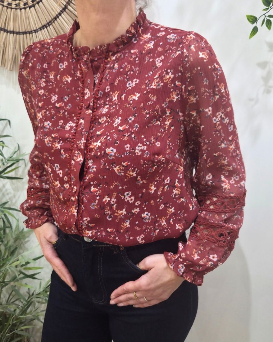 Chemisier femme rouge bordeaux fleurs liberty et broderies Otilia