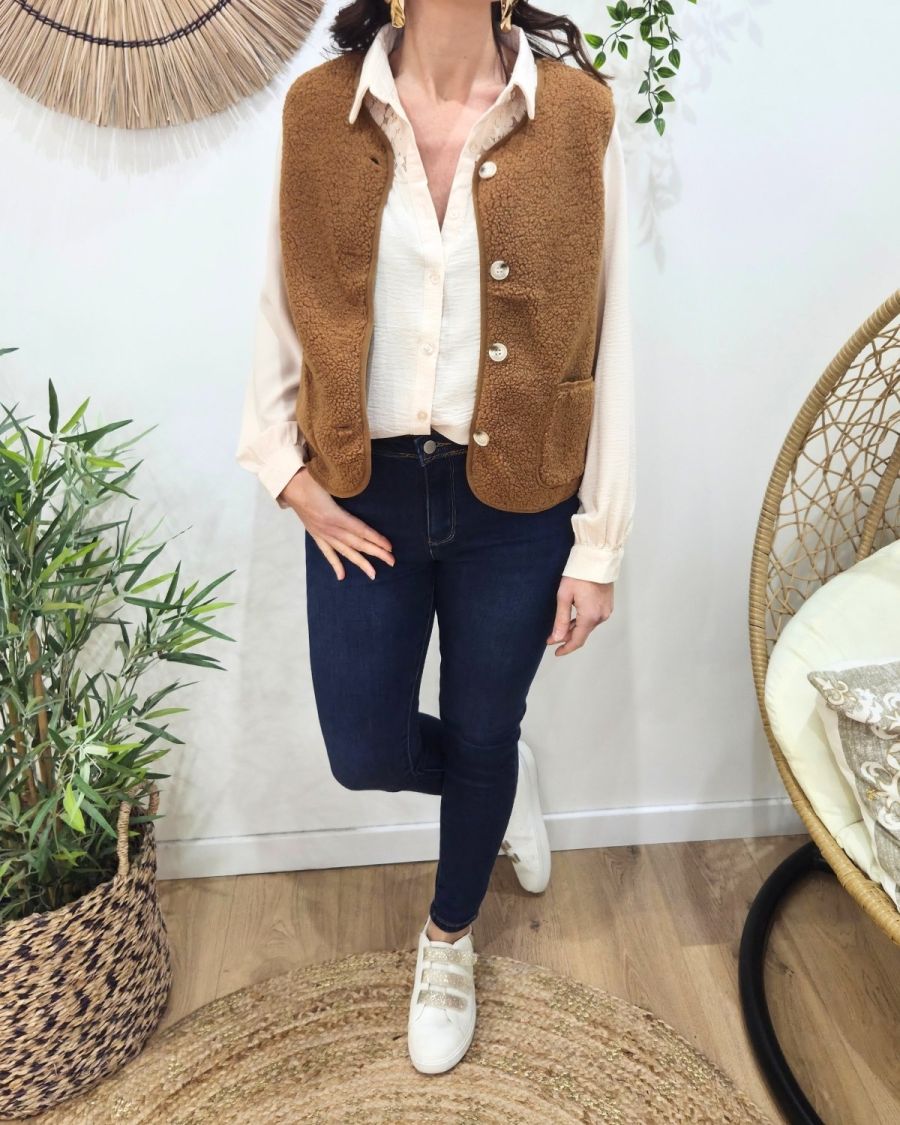 Gilet femme sans manche bouclettes camel Alya