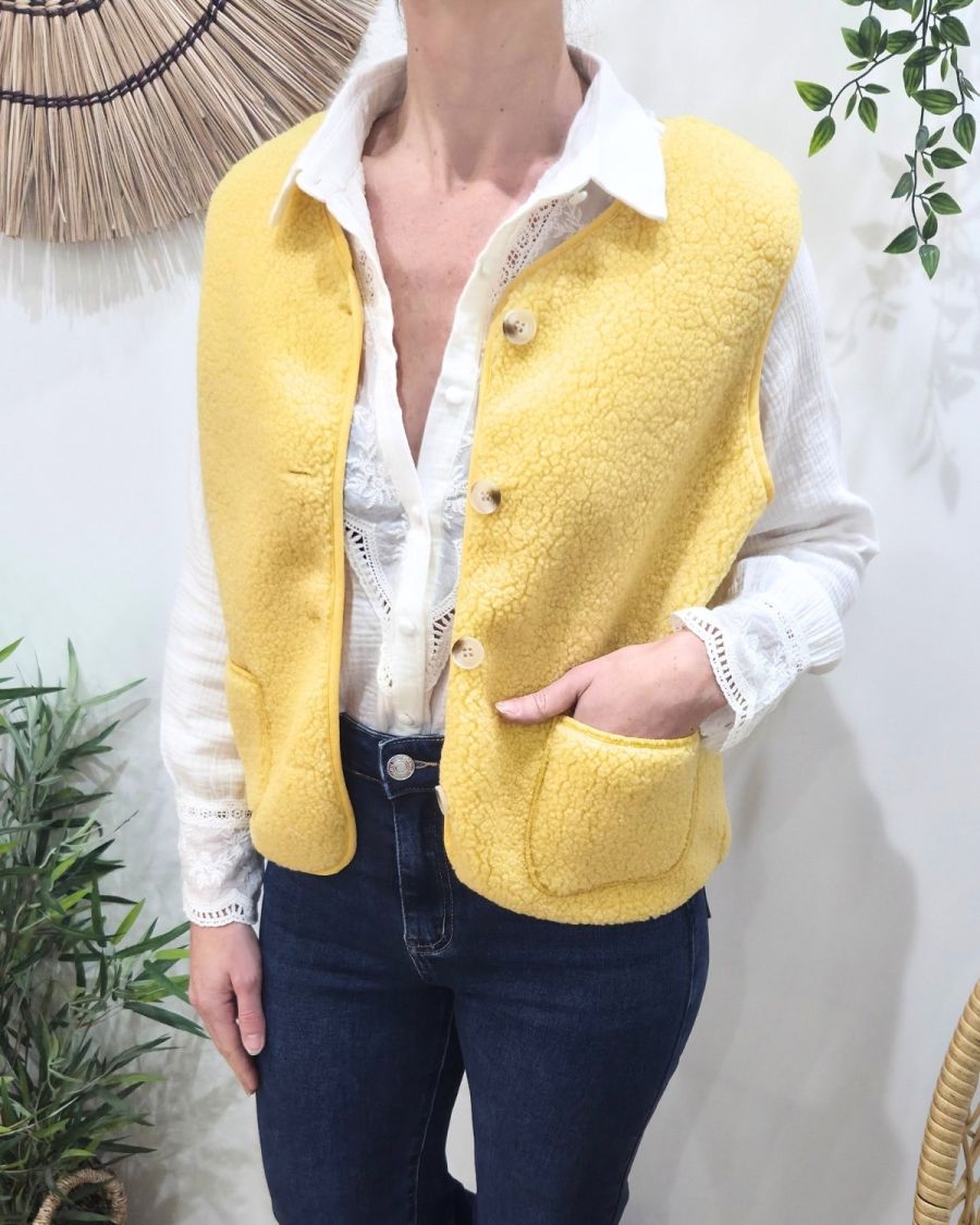 Gilet femme sans manche bouclettes jaune Alya