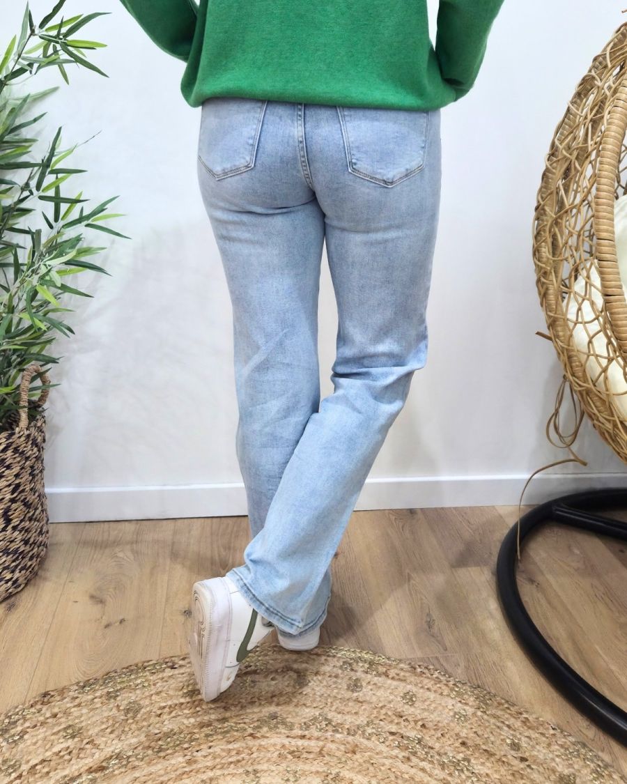 Jean femme droit power stretch bleu clair taille haute coupe confort