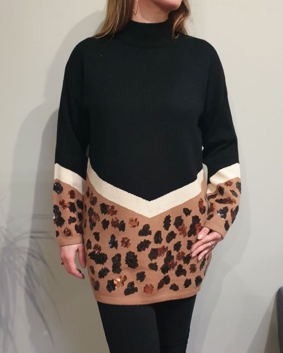 Pull long noir camel leopard sequins col montant