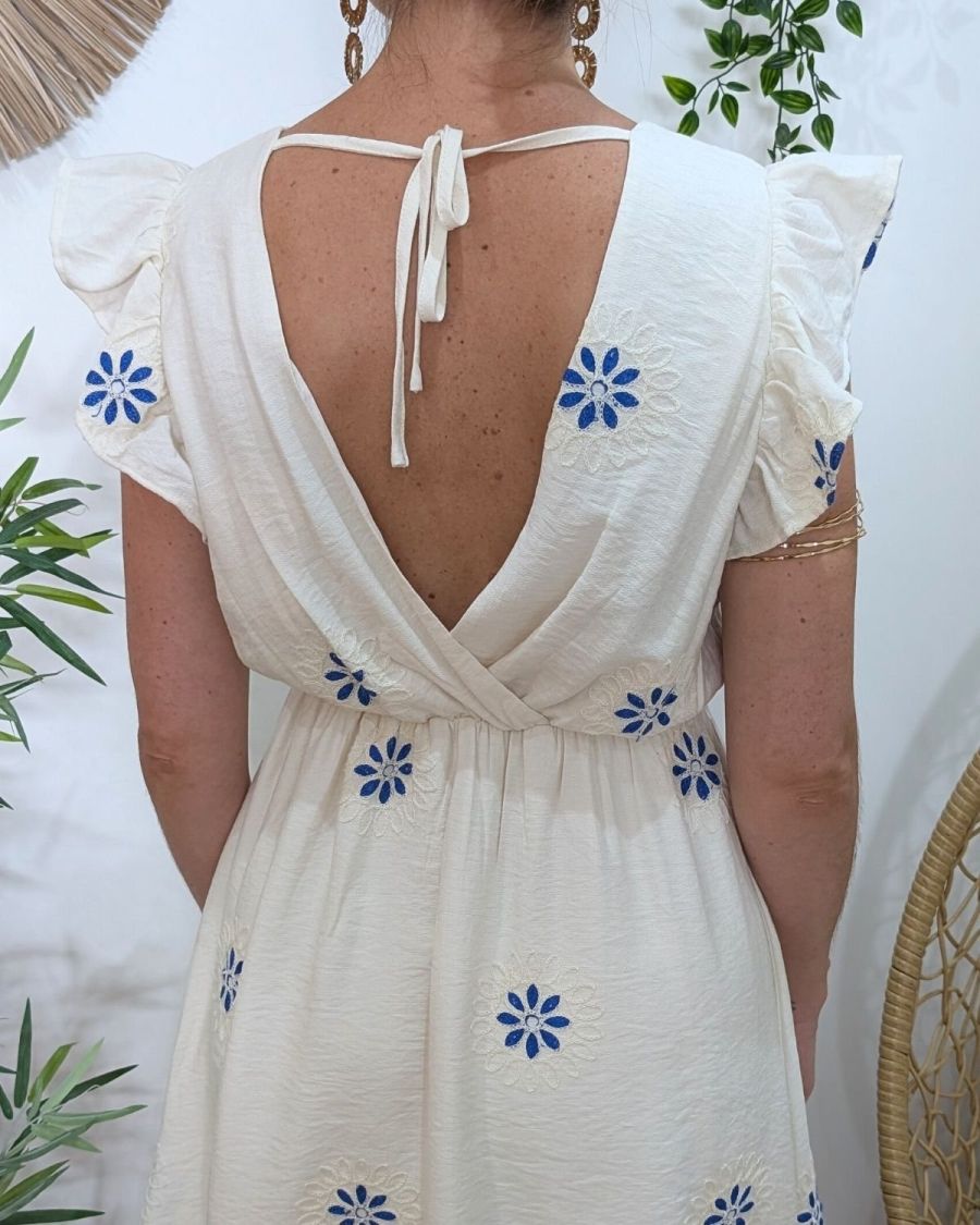 Robe femme écrue broderies fleuries bleues