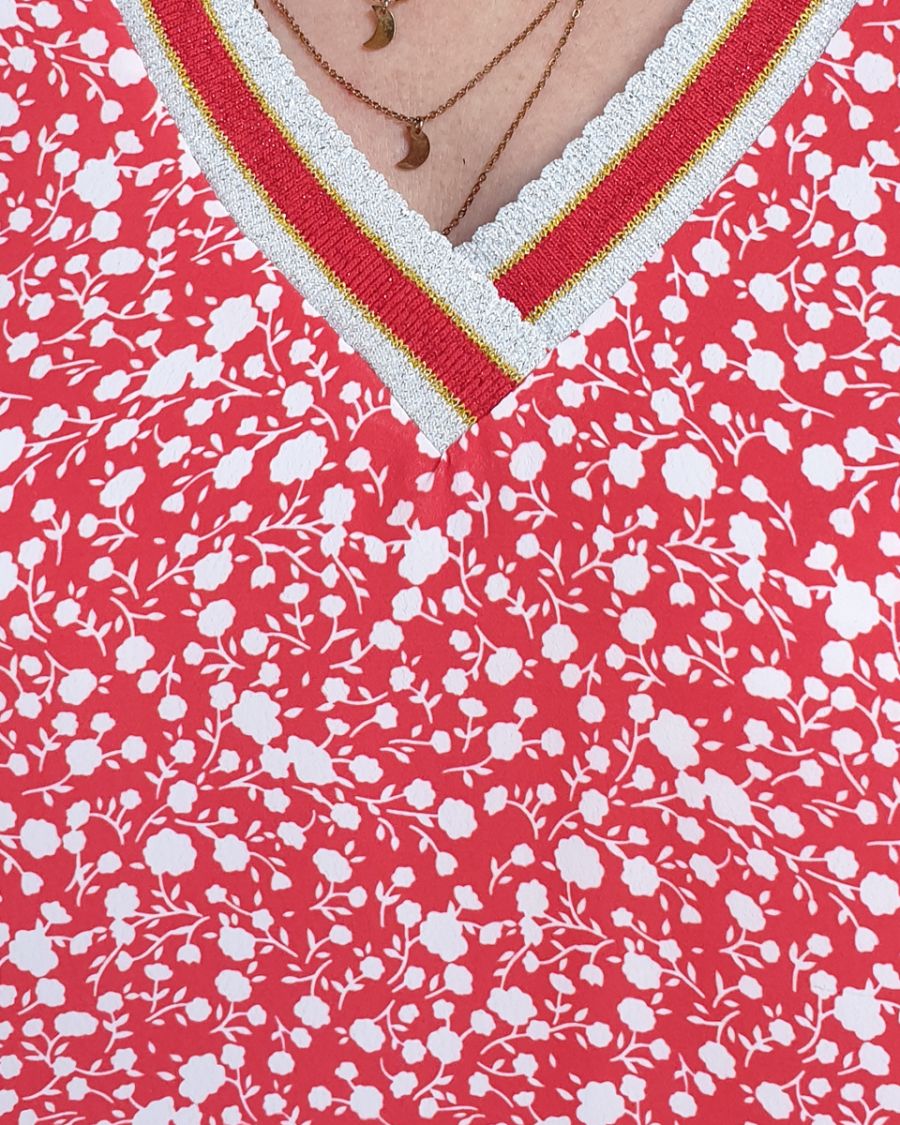 Blouse grande taille rouge fleurs liberty blanches