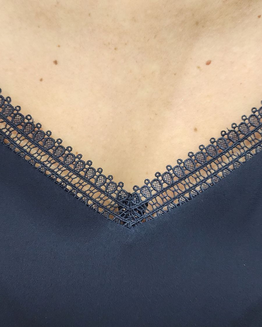Top femme à bretelles bleu marine Elisa