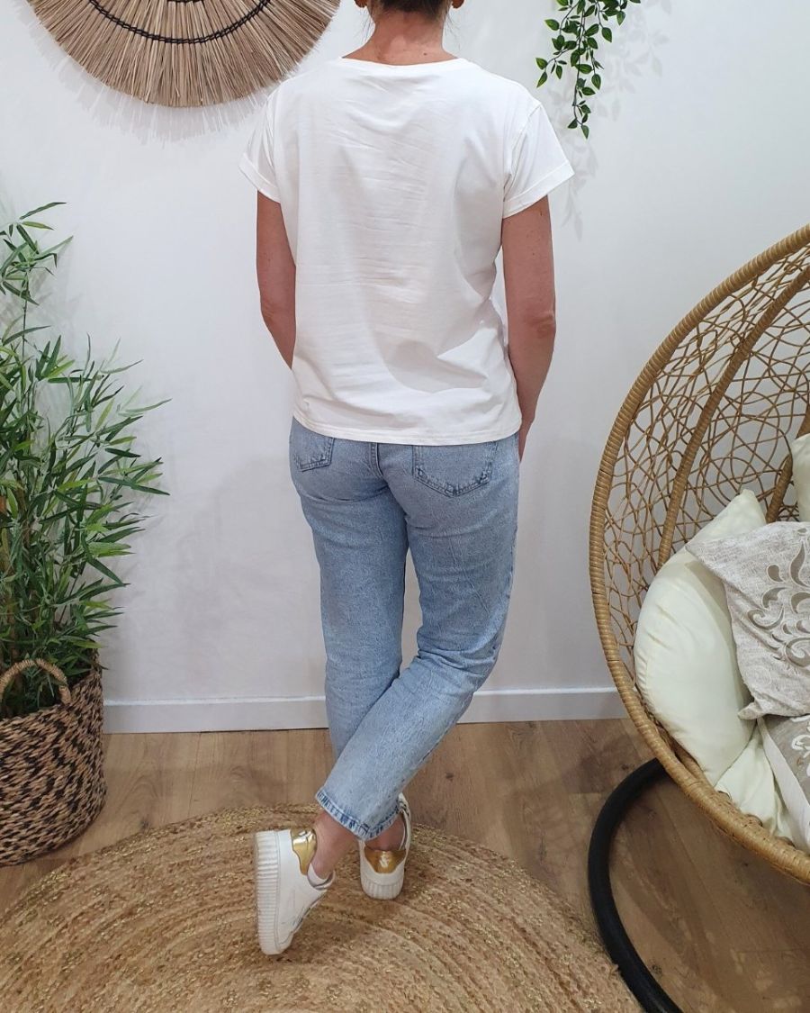 T-Shirt femme blanc broderie les copines d'abord verte