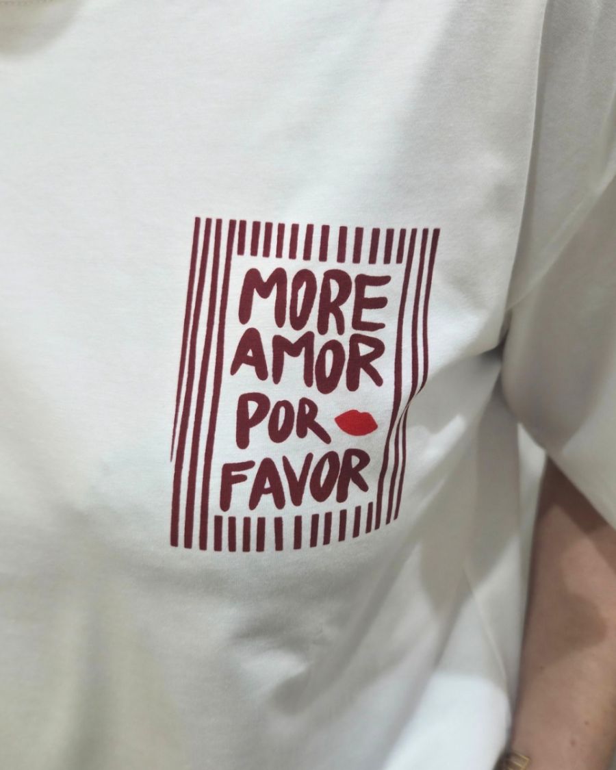 T-shirt femme blanc more amor por favor rouge bordeaux