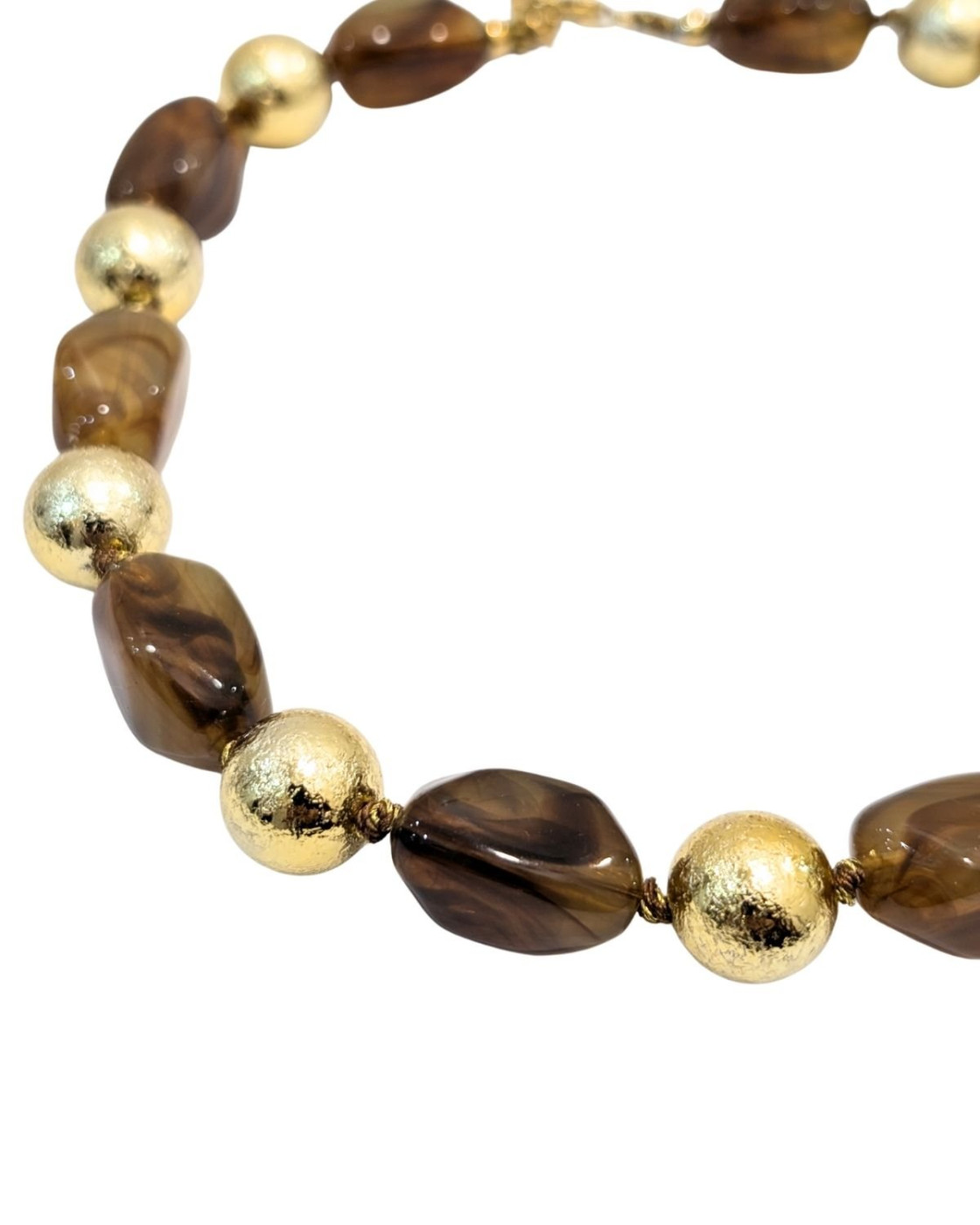 Collier femme acier inoxydable résine camel et billes dorées