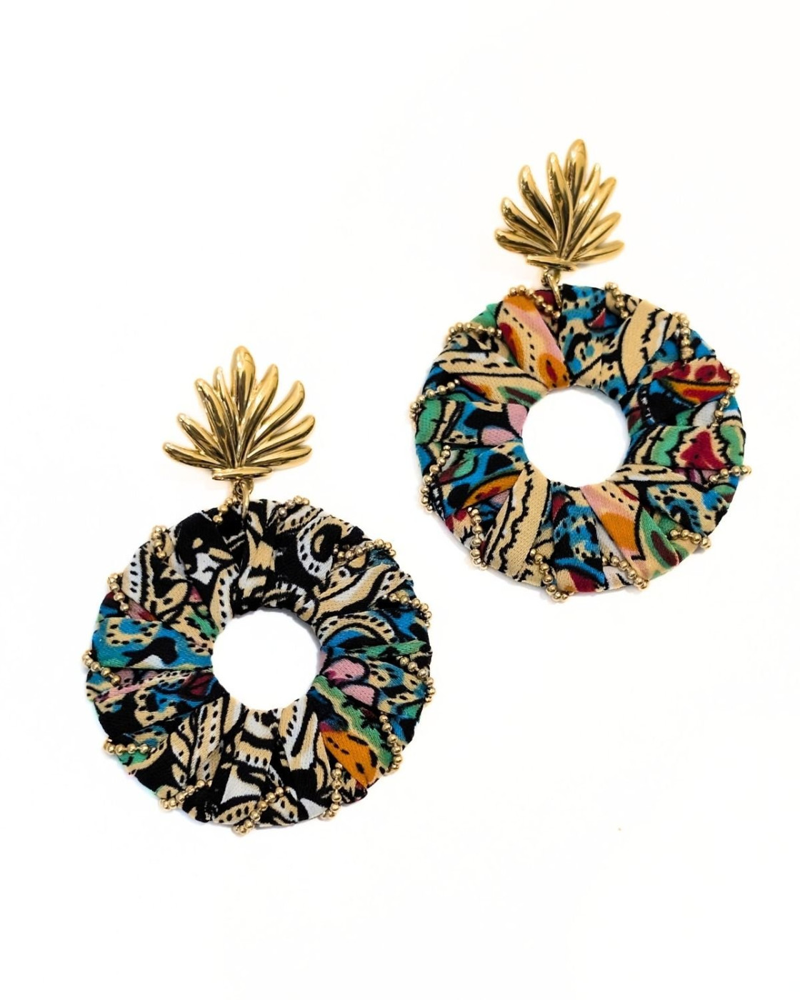 Boucles d'oreilles femme fleur dorée anneau tissu multicolore