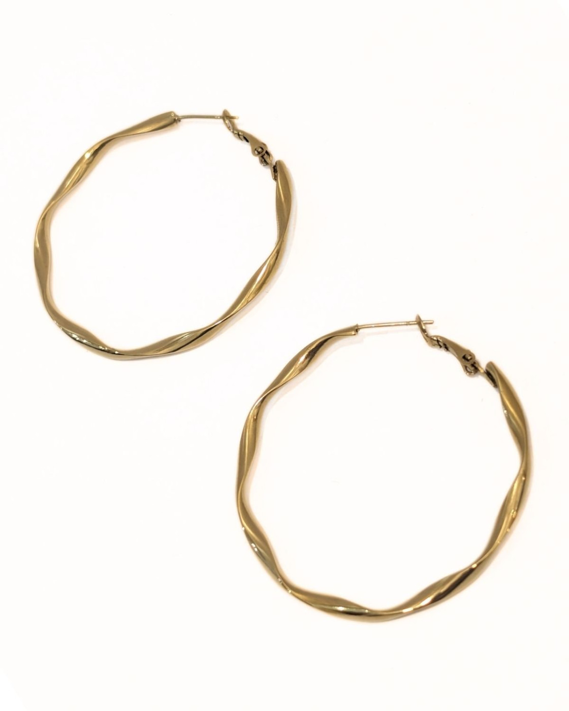Boucles d'oreilles femme anneaux torsadés acier doré