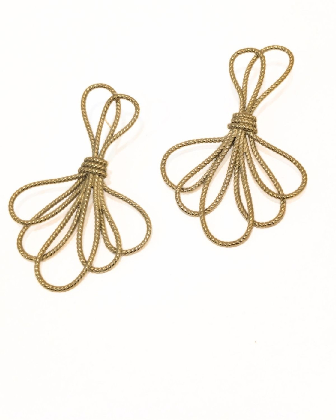 Boucles d'oreilles femme acier doré fleurs nouées