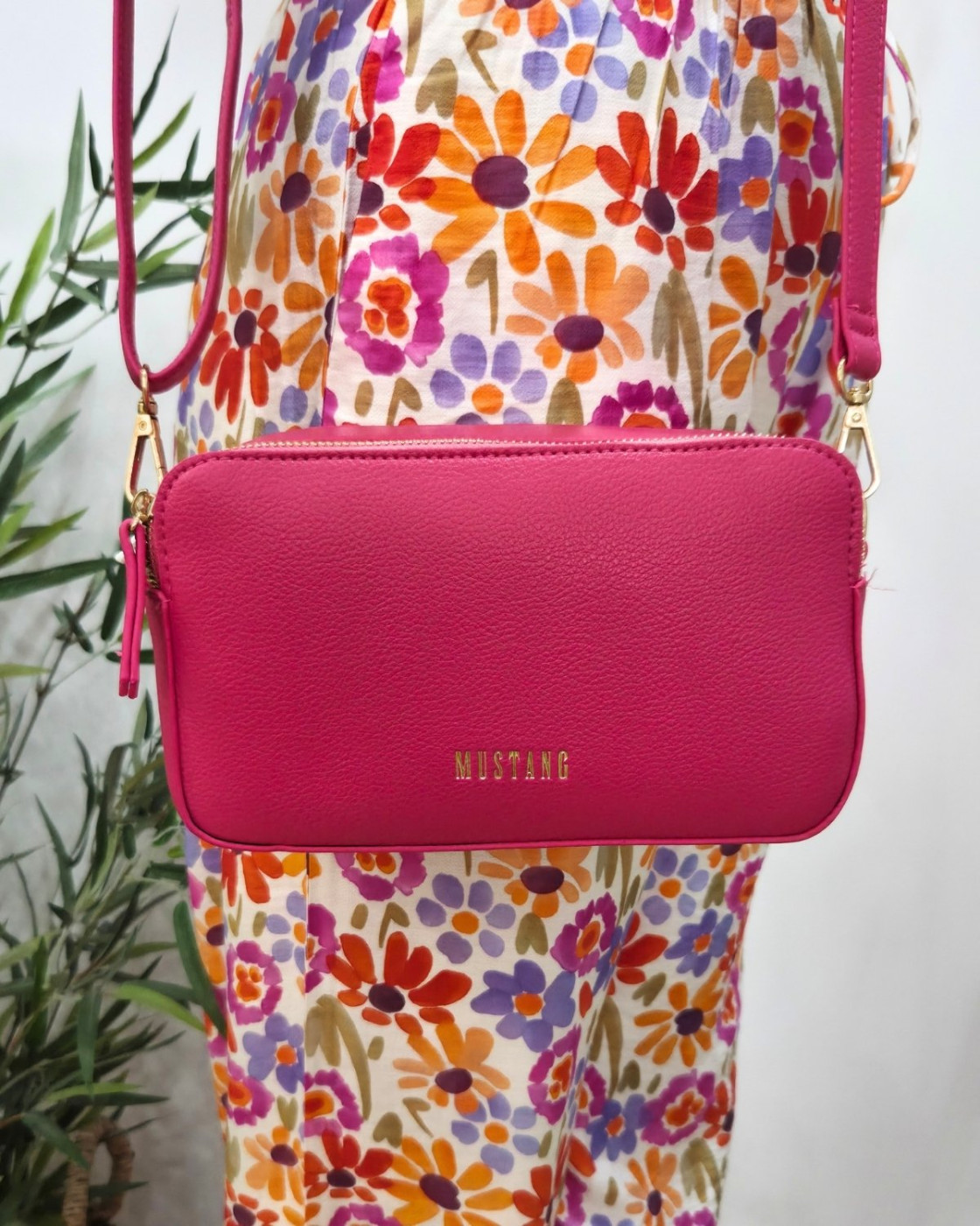 Sac à bandoulière Mustang rectangulaire rose fuchsia