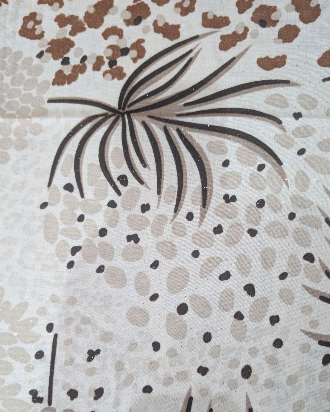 Echarpe femme beige motifs fleuris marrons et terracotta