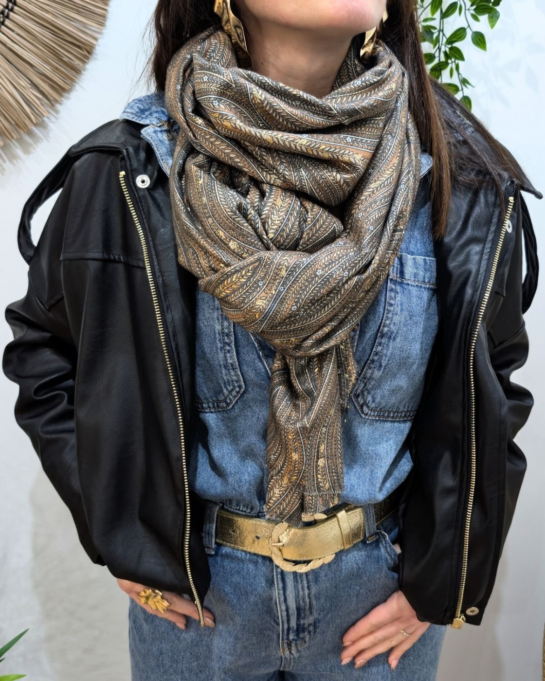 Foulard femme à motifs et feuillages dorés Flavia