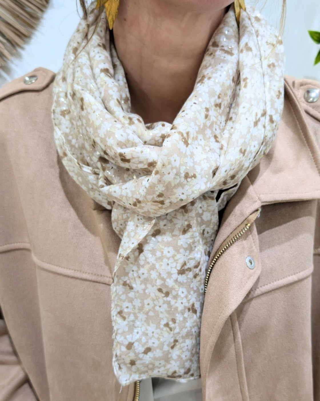 Foulard femme fleurs liberty et dorures
