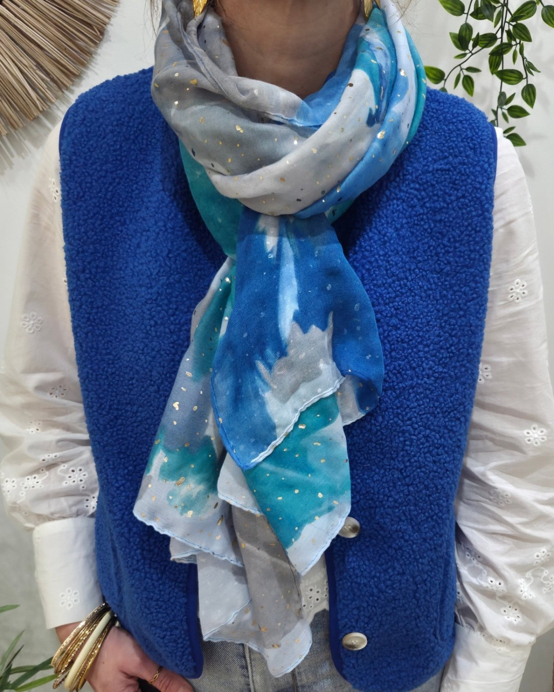 Foulard femme fleurs aquarelle et dorures