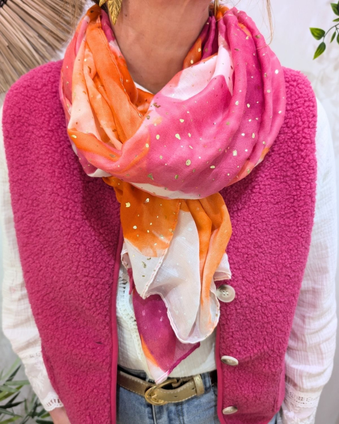 Foulard femme fleurs aquarelle et dorures