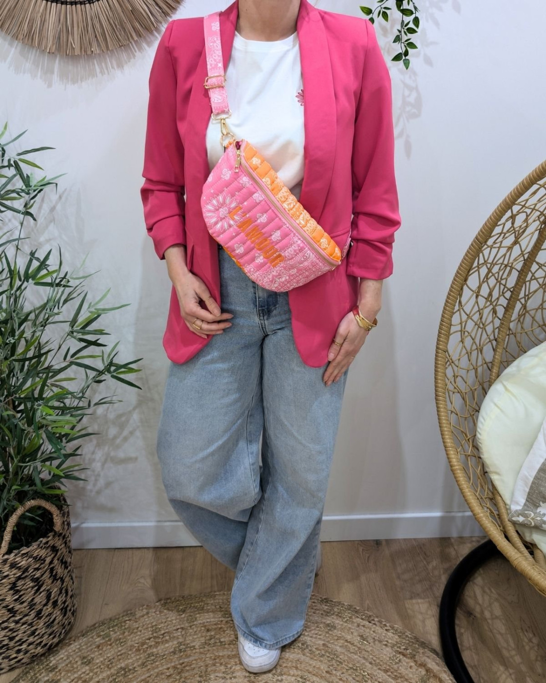 Sac banane femme coton matelassé fleuri broderie L'AMOUR