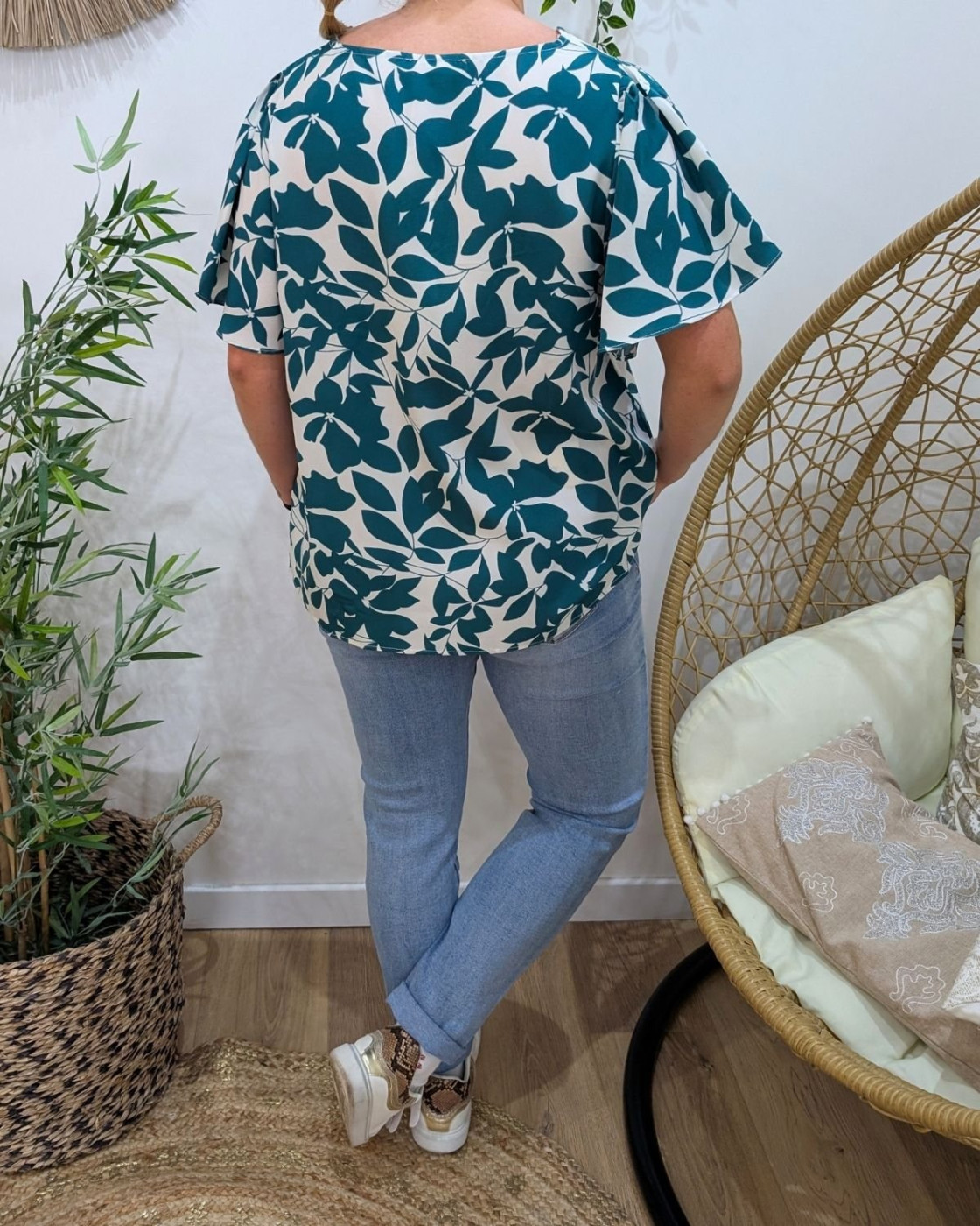 Blouse femme verte manches volantes Soizic