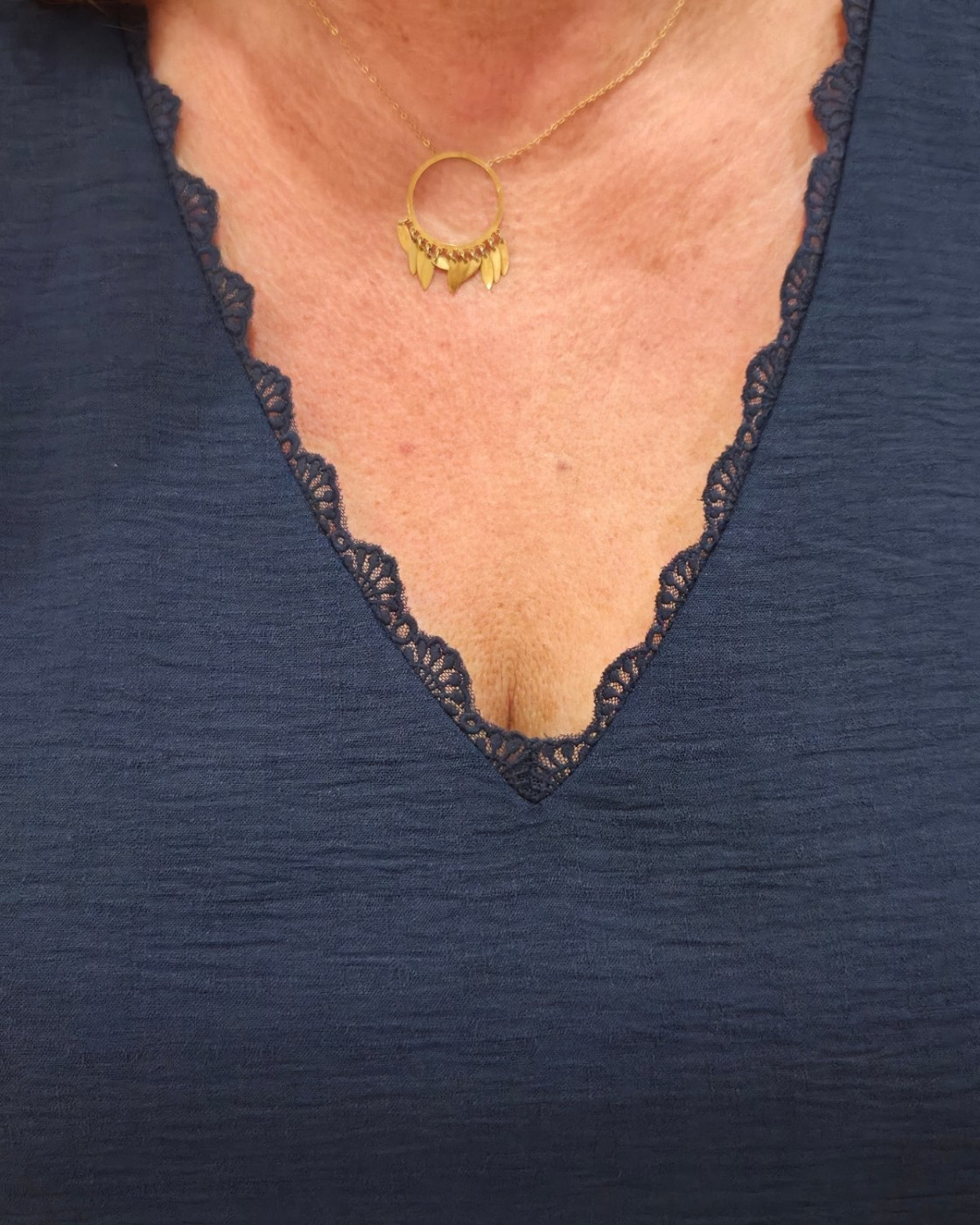 Blouse femme marine col brodé Amalie