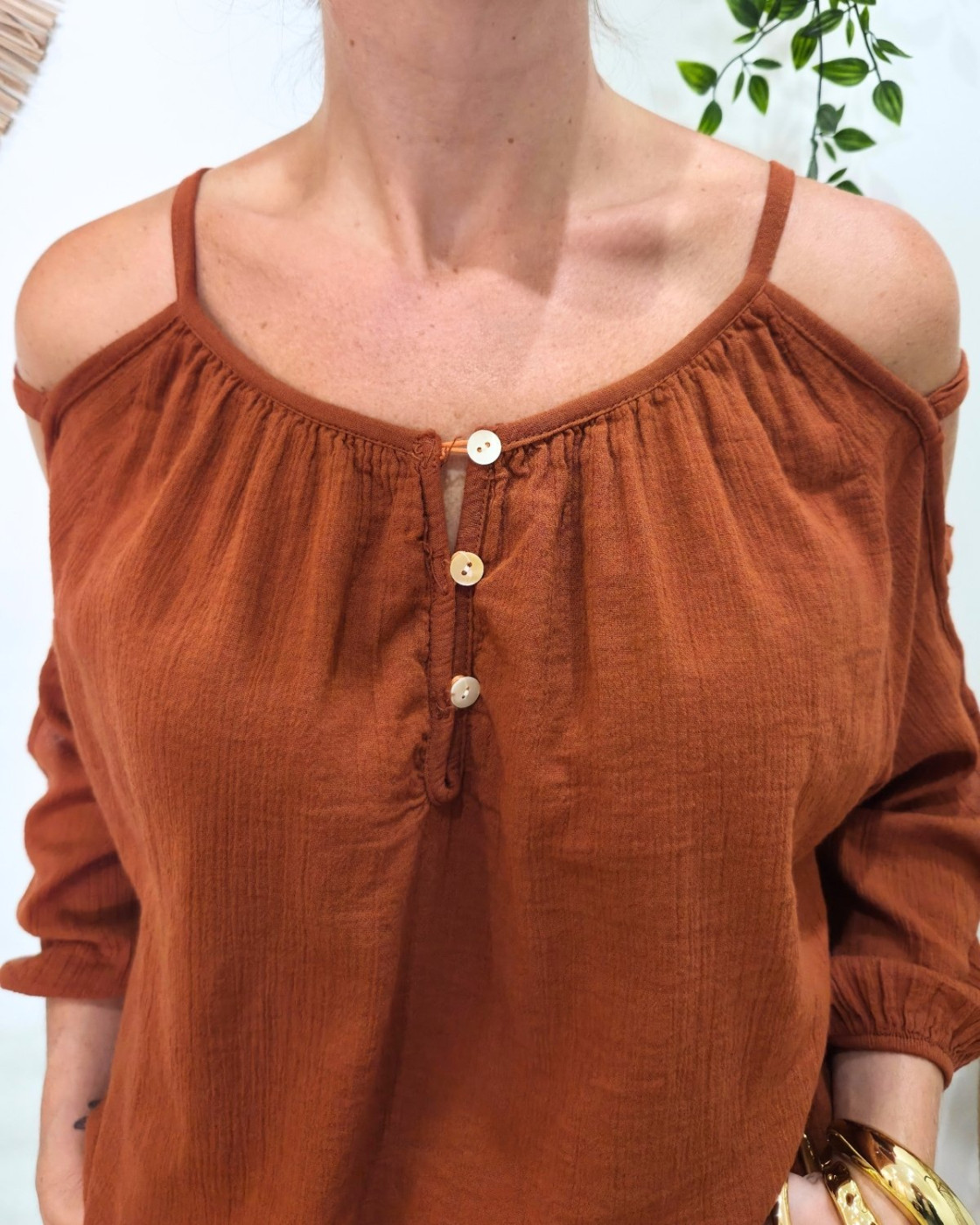 Blouse femme épaules et manches ajourées Cécile