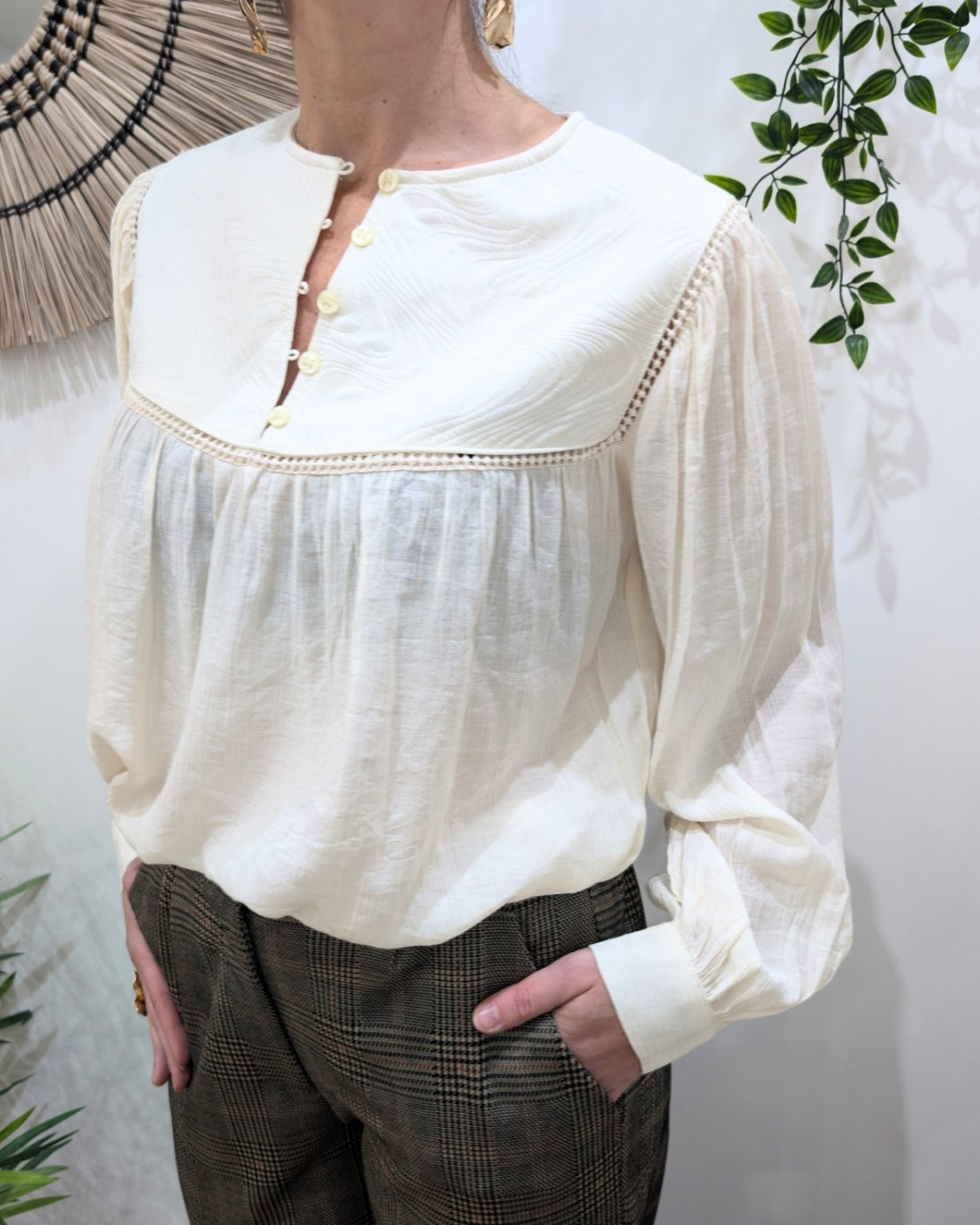 Chemisier femme fluide beige Yaëlle