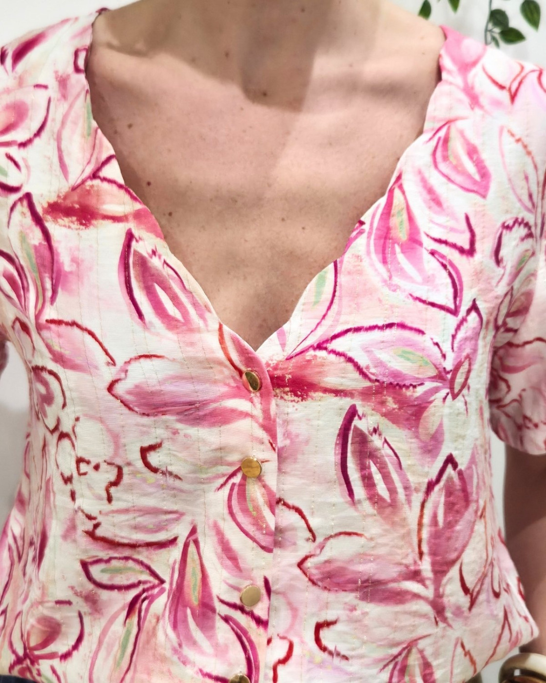 Blouse femme manches courtes rose fleurie Thémis