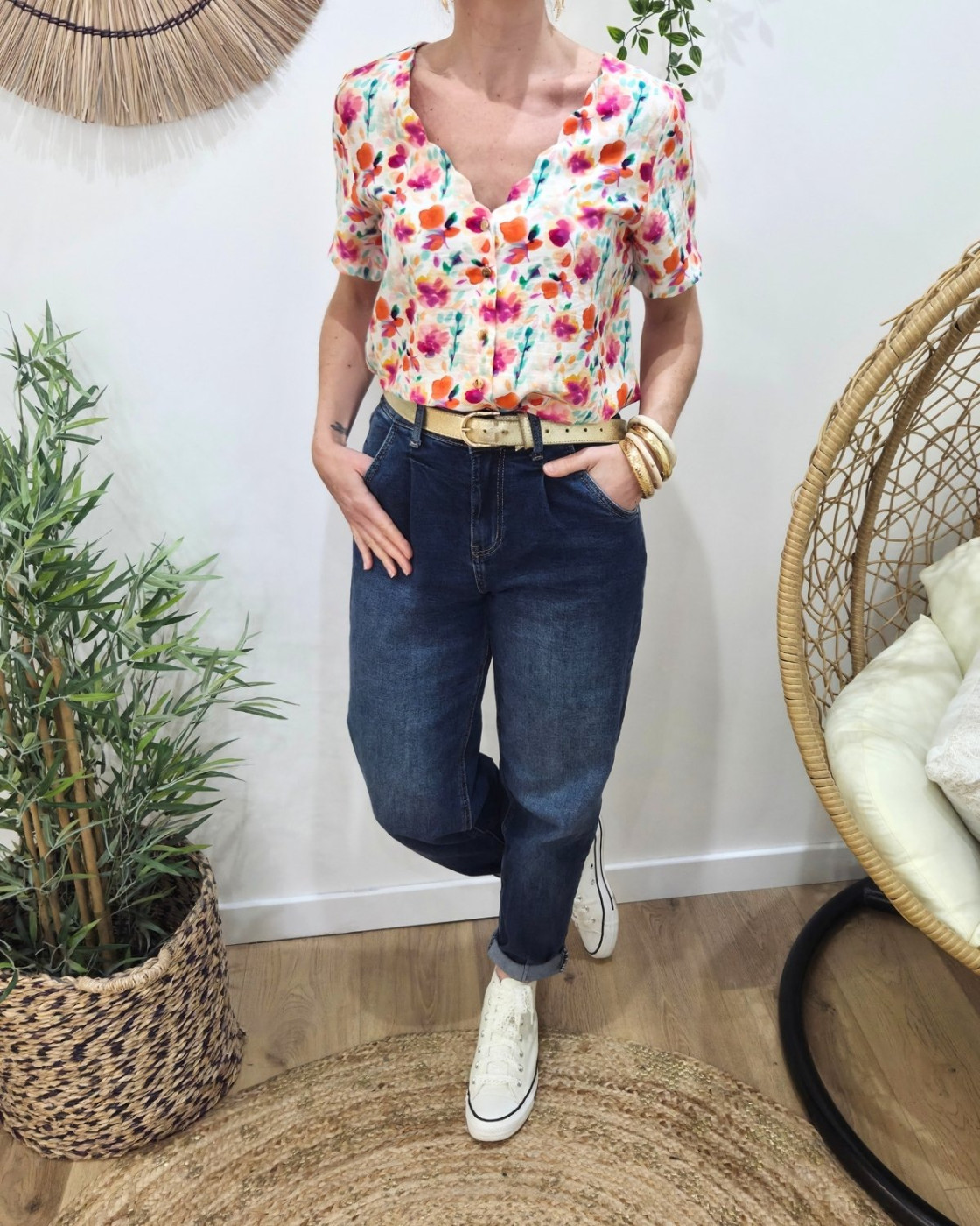 Blouse femme manches courtes écrue imprimés fleuris oranges fuchsia multicolores