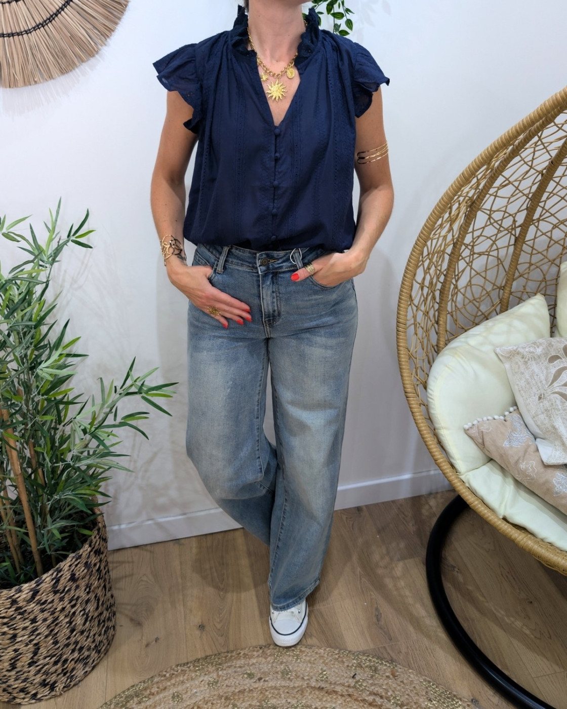 Blouse femme brodée Arsinoé bleu marine