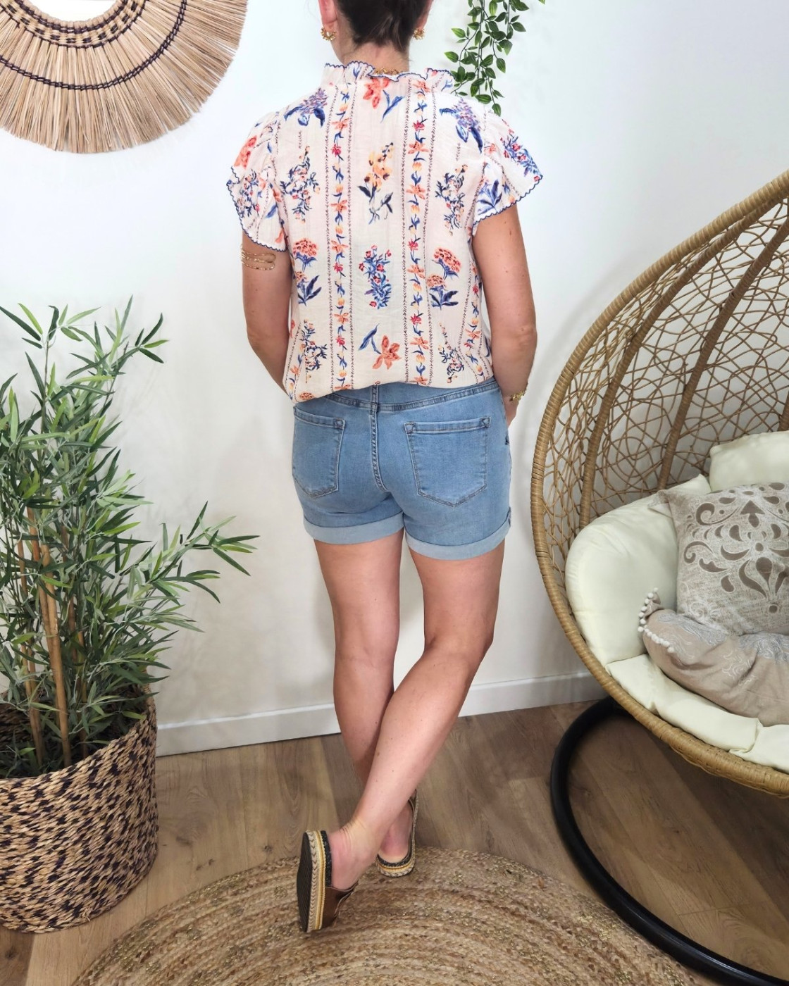 Blouse femme écrue fleurie bleue et corail Gaudia