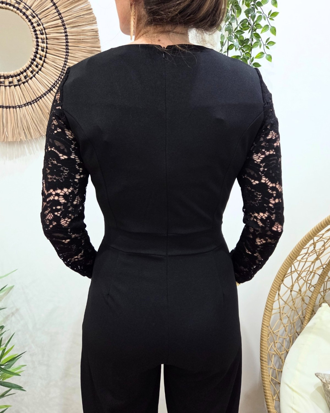 Combinaison pantalon femme noire manches dentelle
