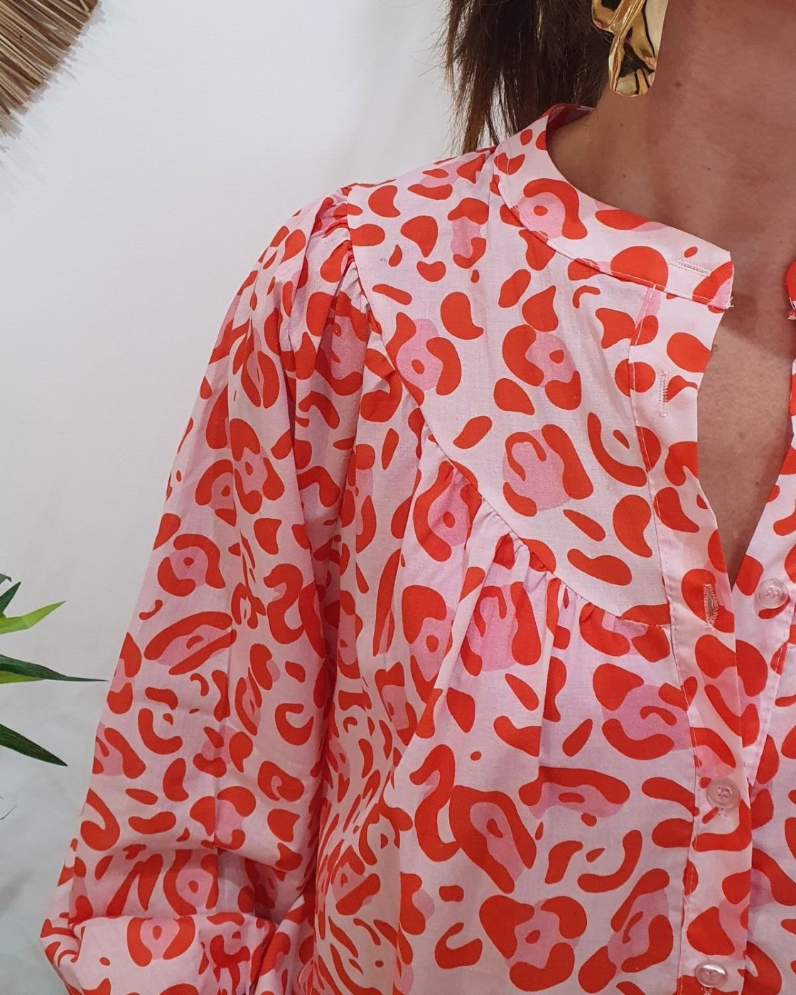 Chemisier femme col mao rouge et rose