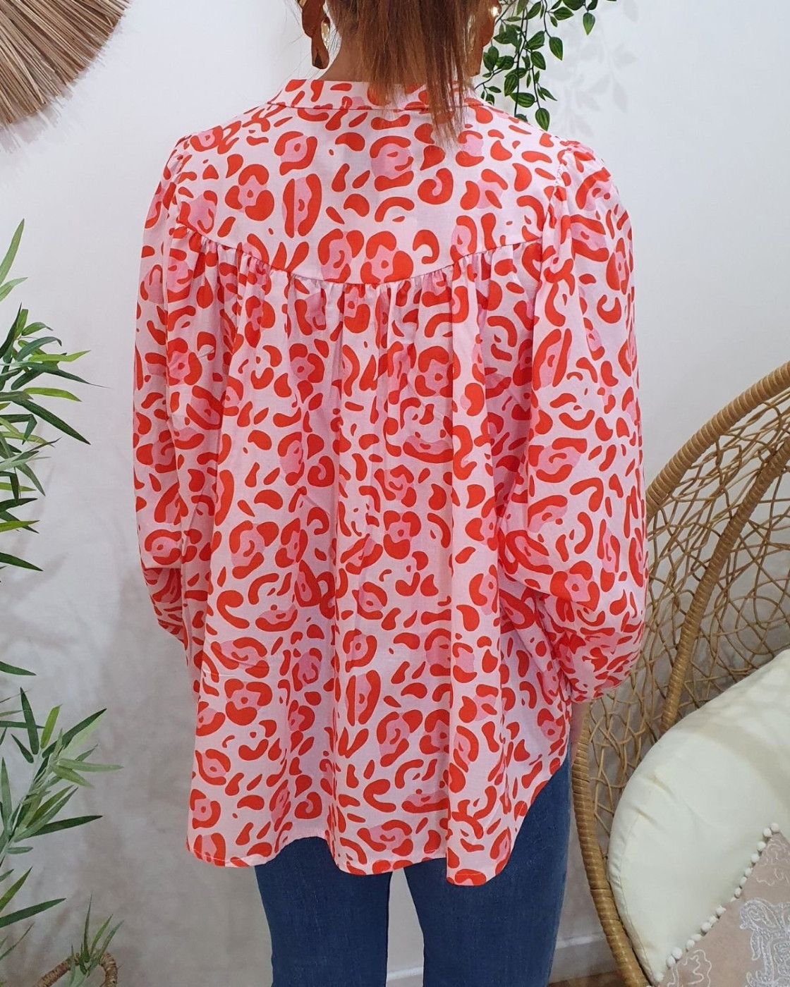 Chemisier femme col mao rouge et rose