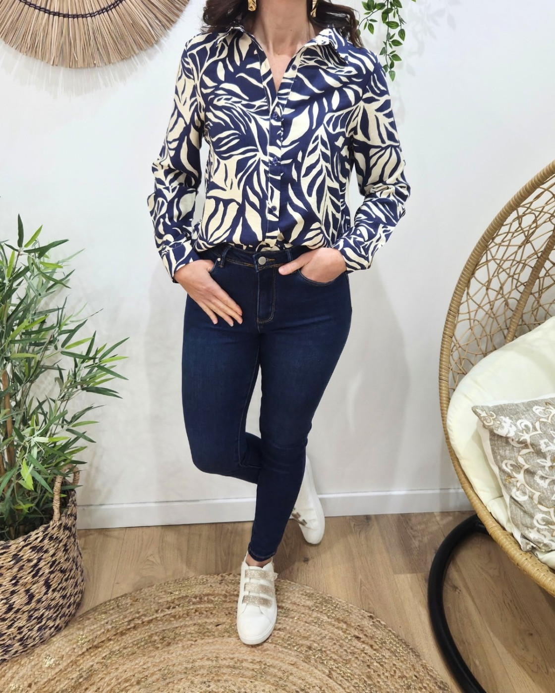 Chemisier femme marine et beige feuillages Norina