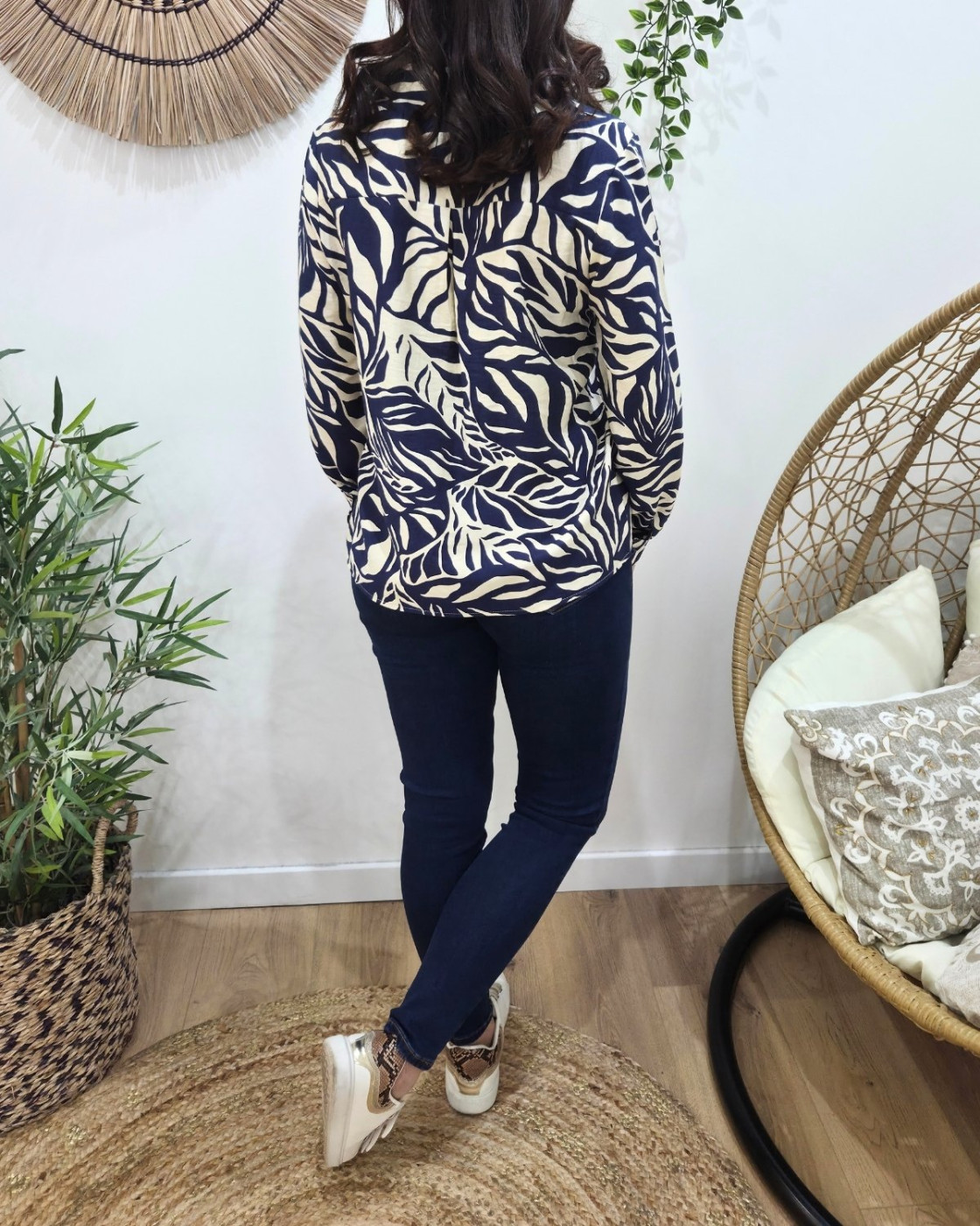 Chemisier femme marine et beige feuillages Norina