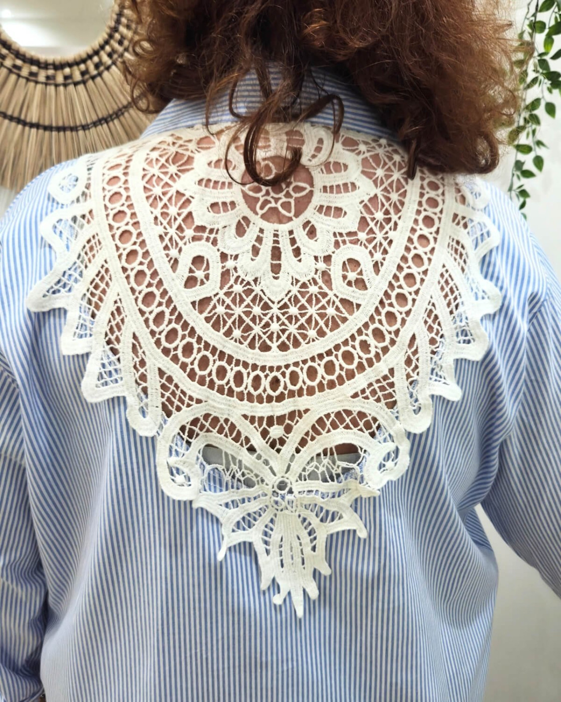Chemisier femme oversize rayures et dos dentelle