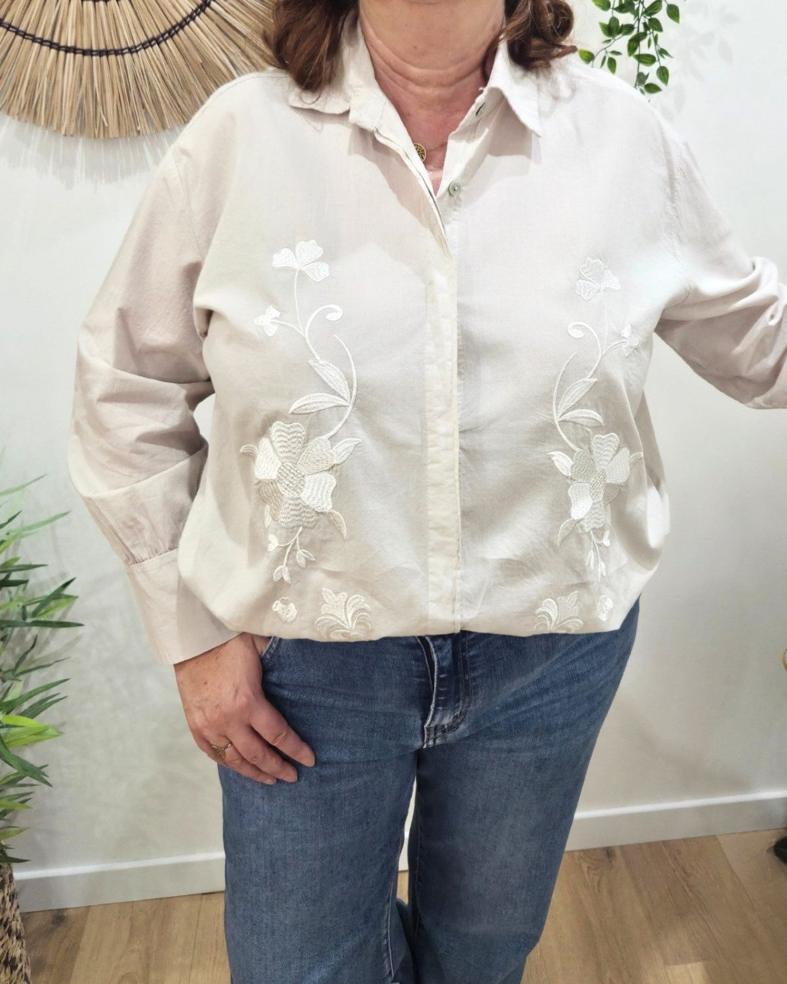 Chemisier femme oversize brodé à fleurs