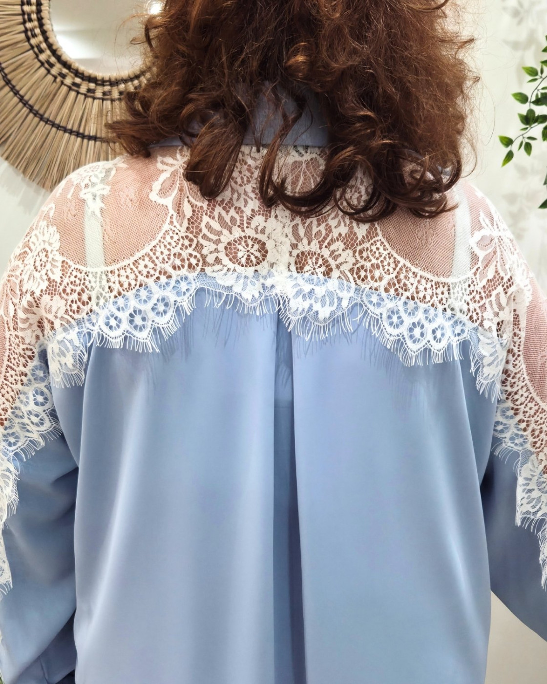 Chemisier femme fluide manches dentelle