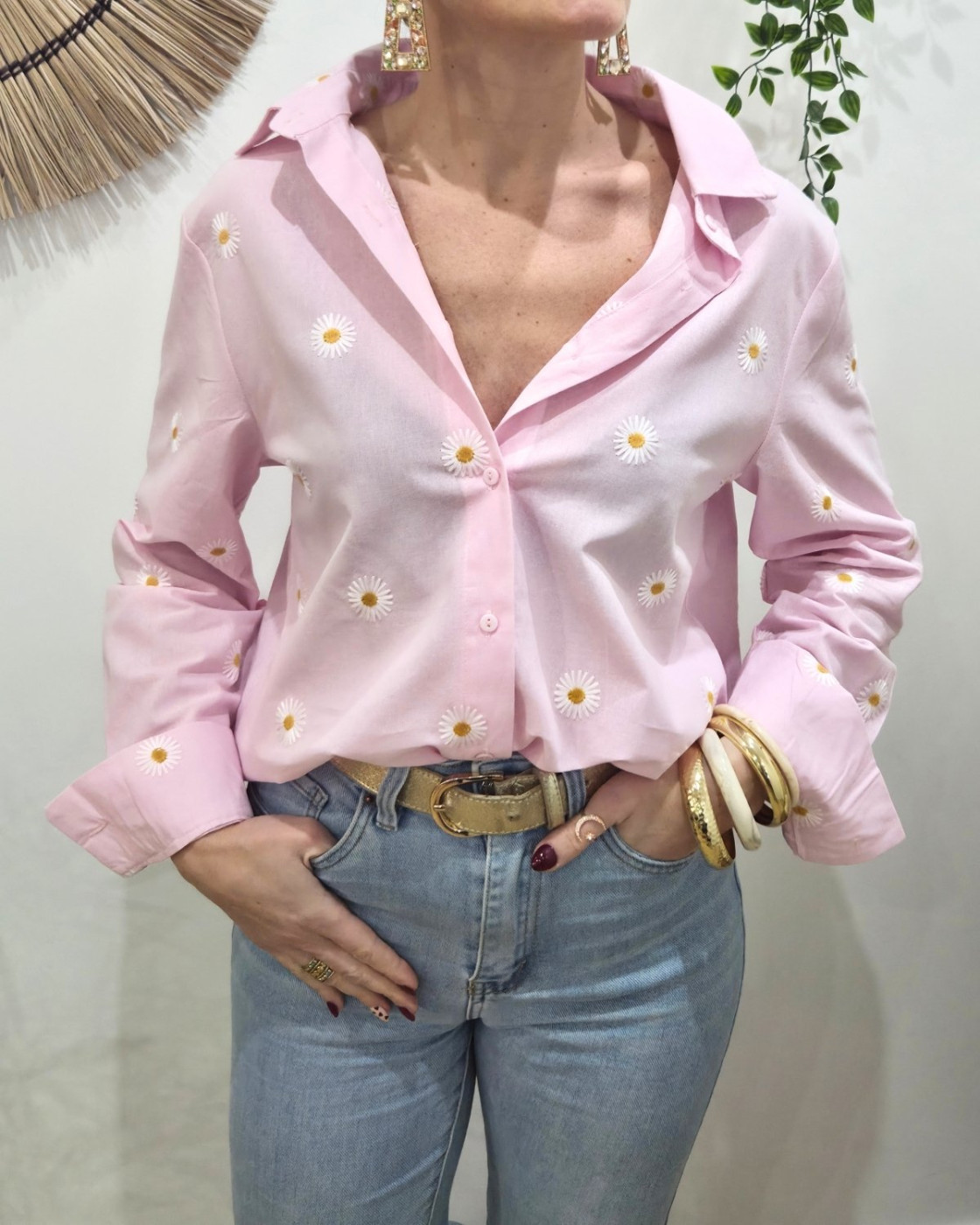 Chemisier femme rose marguerites brodées