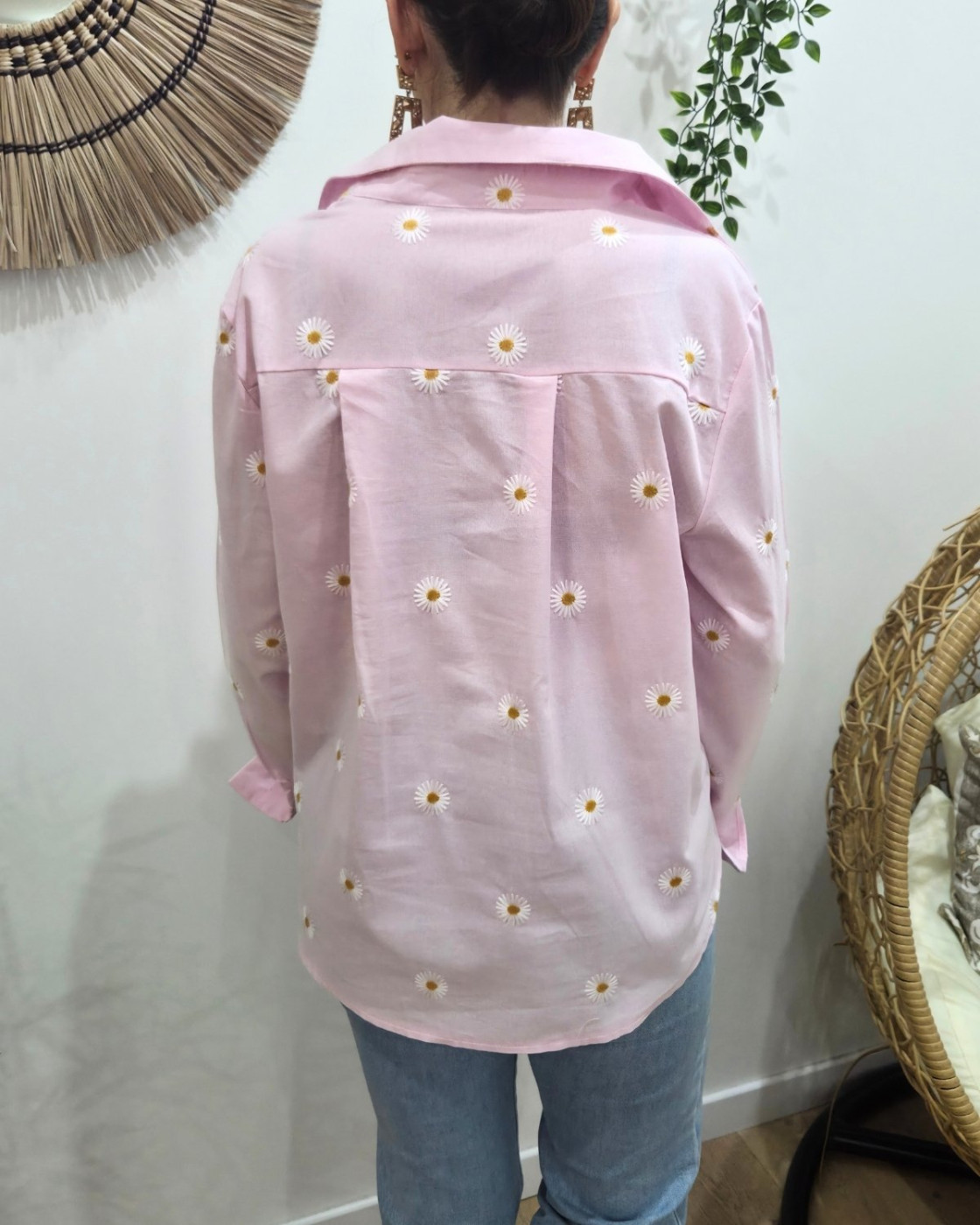 Chemisier femme rose marguerites brodées