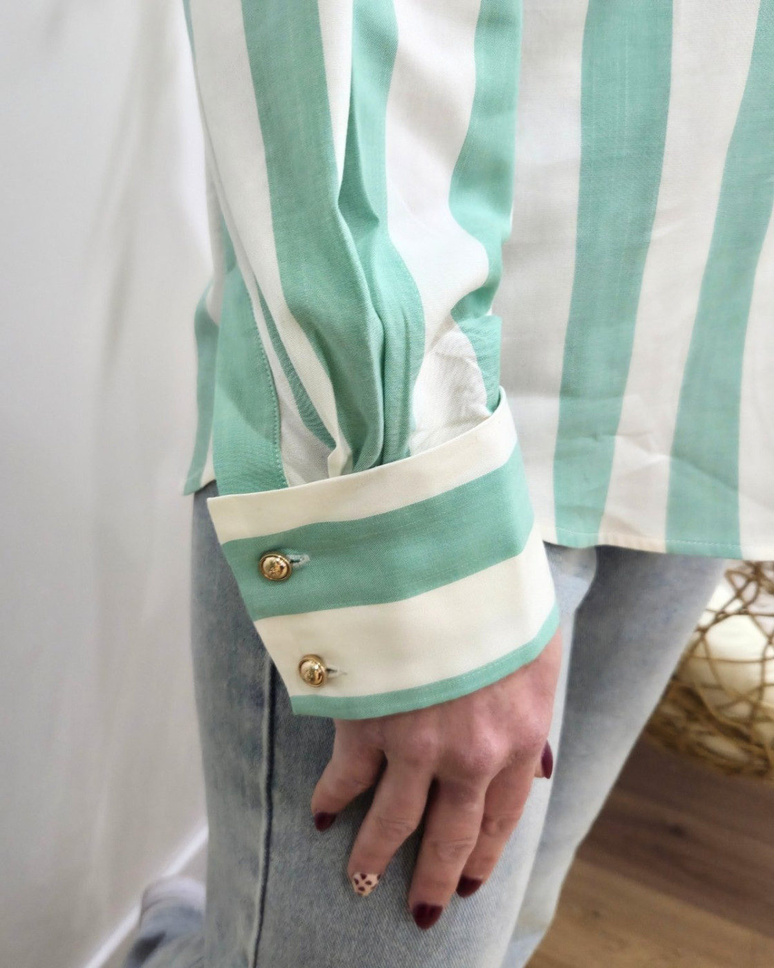 Chemisier femme rayé vert d'eau et blanc