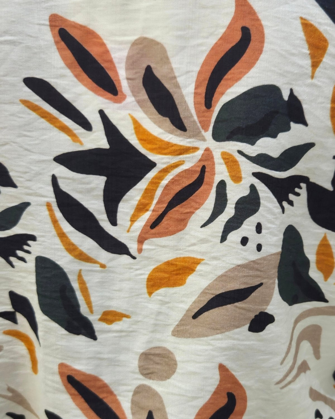 Chemisier femme écru fleurs oranges vertes et noires Saga