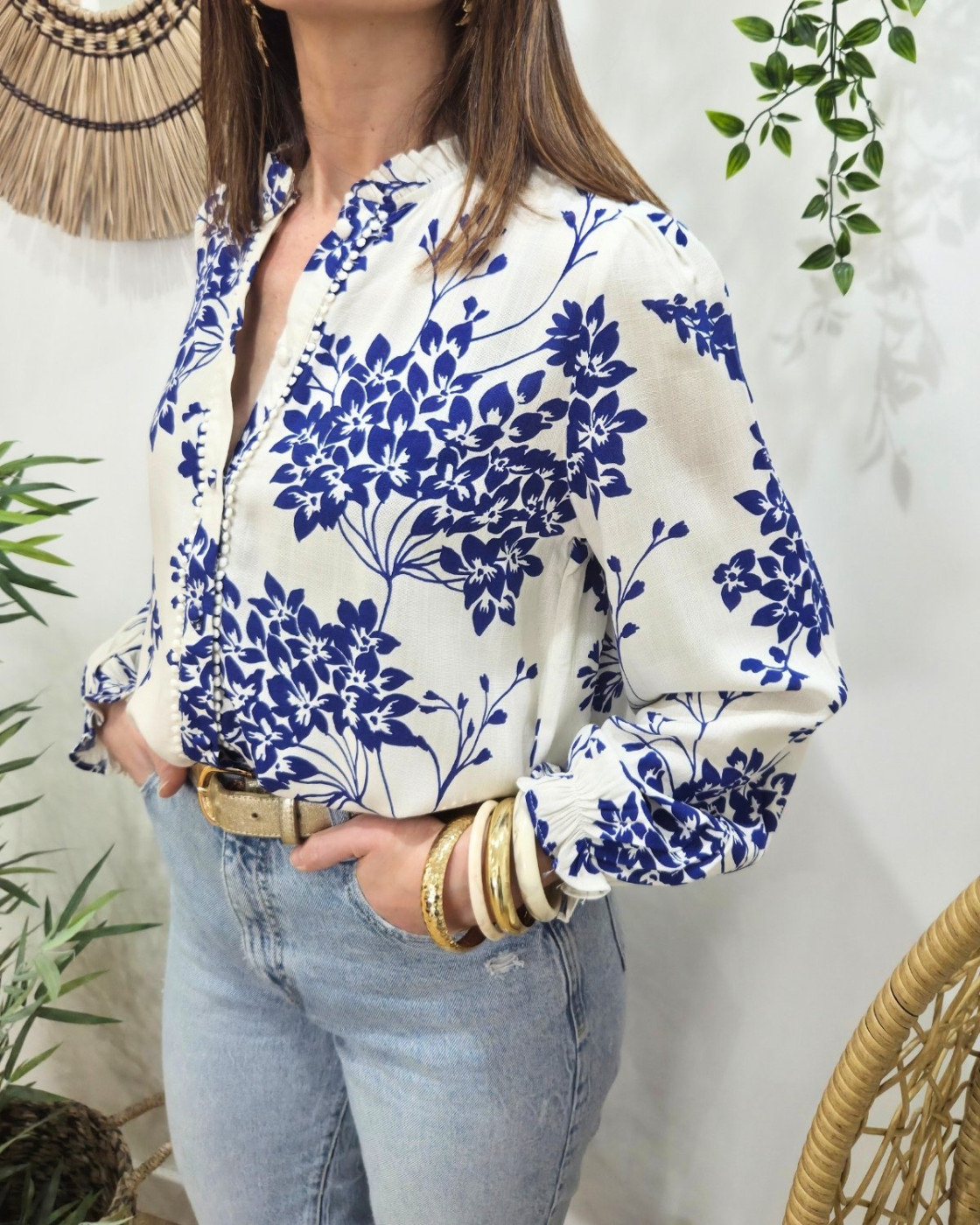 Chemisier femme écru imprimés fleuris bleu électrique Celesta