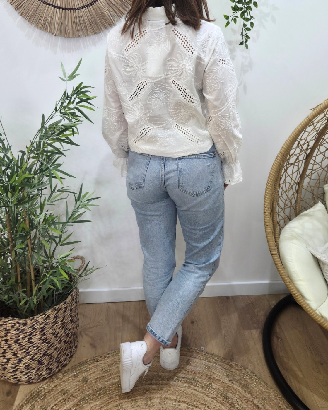 Chemisier femme écrue à broderies Andromeda