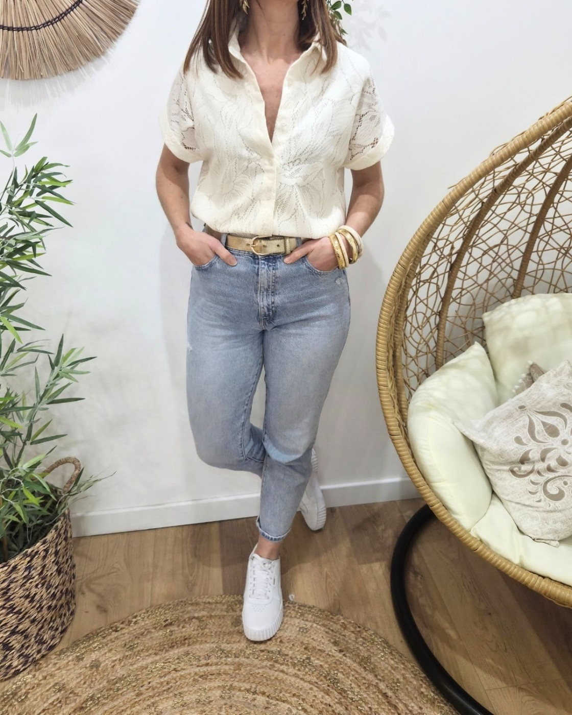 Chemisier femme beige manches courtes effet dentelle Olympia